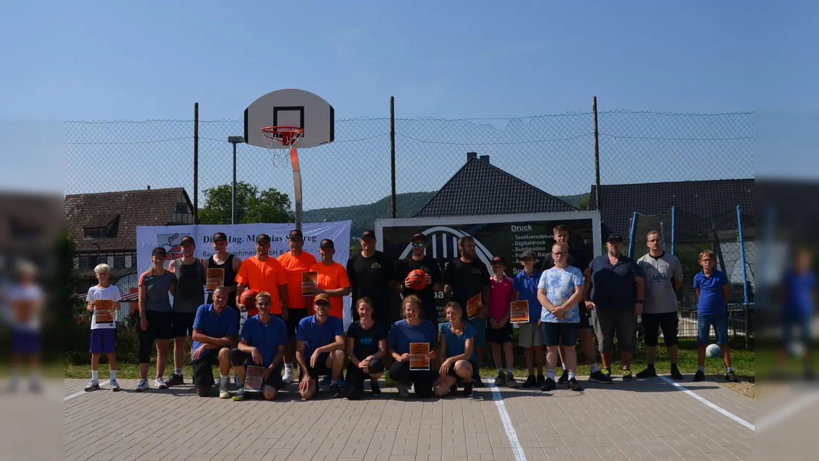 Während des Streetball-Turniers wurde zugleich der Platz eingeweiht. (Foto: privat)